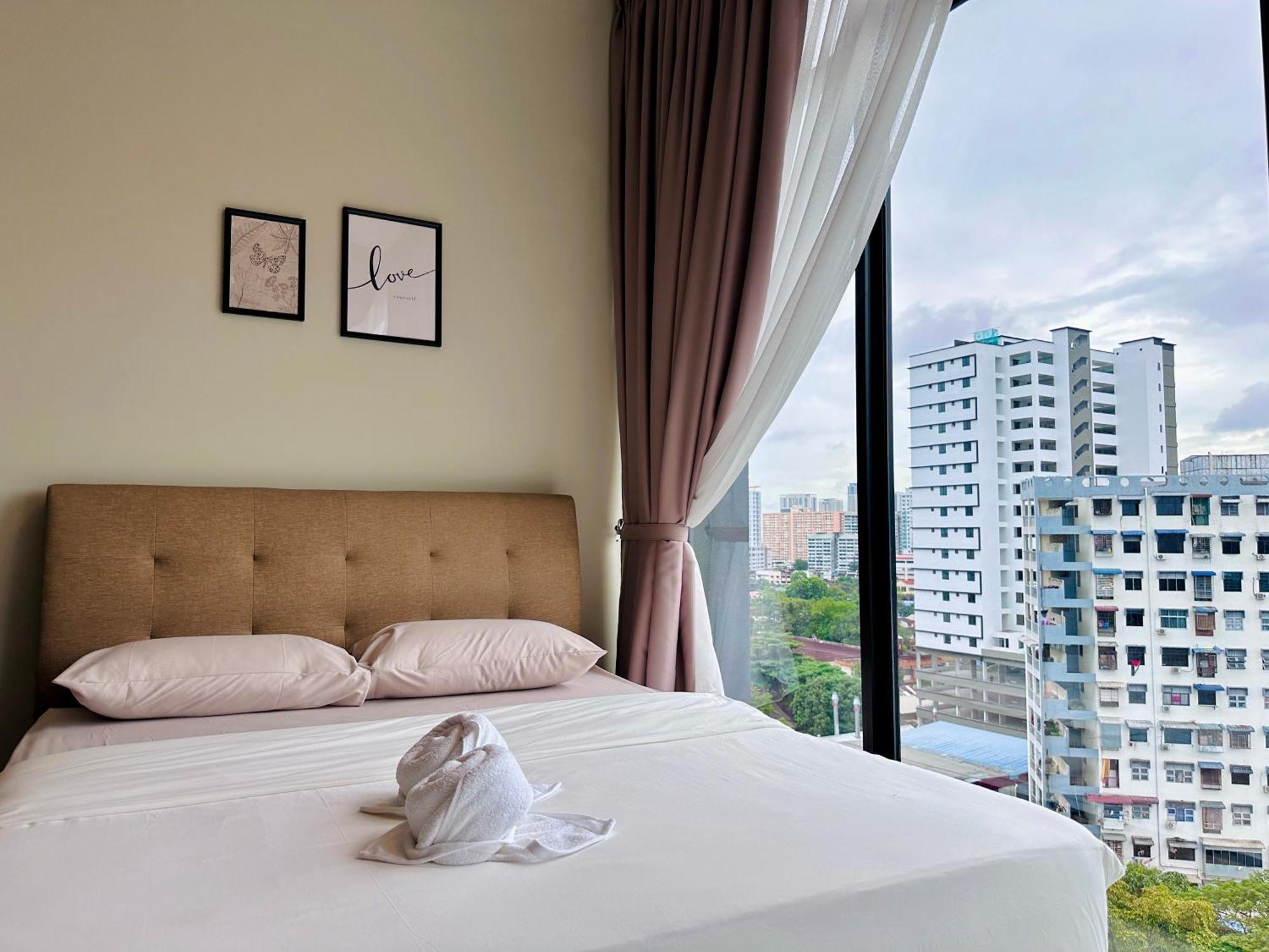 New Georgetown Modern City View 2Br Homestay For 10Pax 无敌美景两房民宿 Beacon Executive Suite 외부 사진